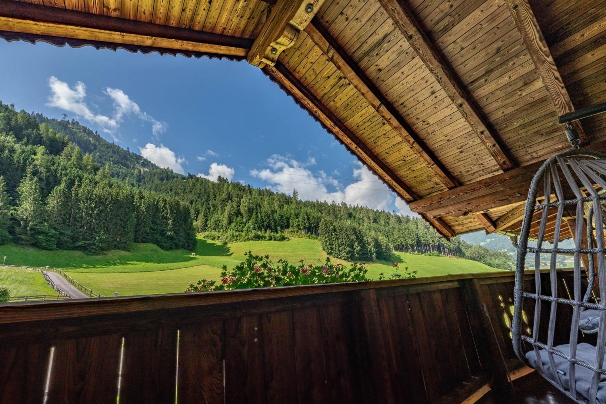 Landhaus Ifangl Майрхофен Экстерьер фото